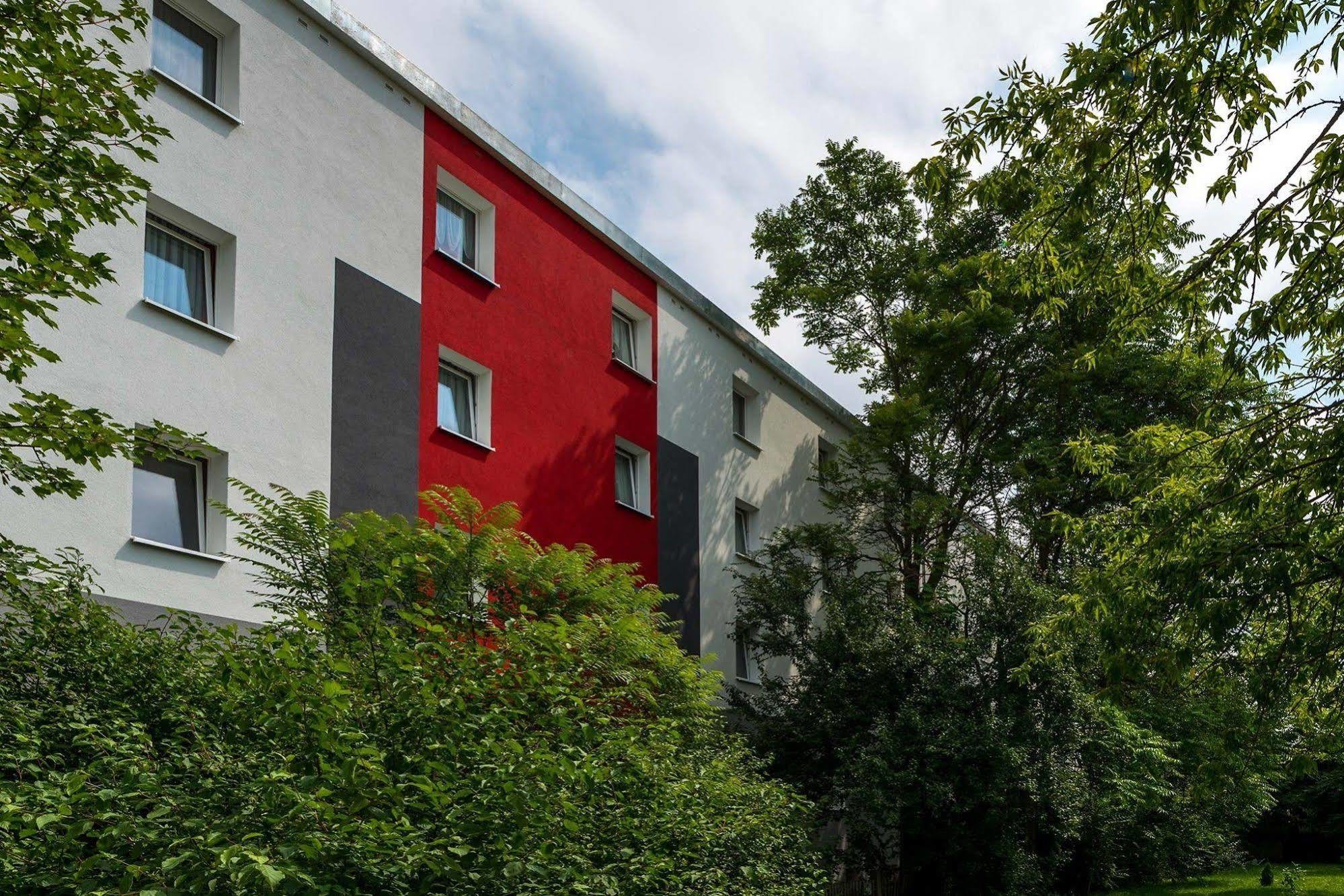 Skyhotel Merseburg Exterior photo