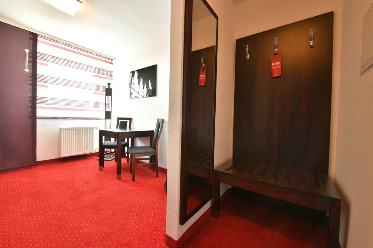 Skyhotel Merseburg Exterior photo